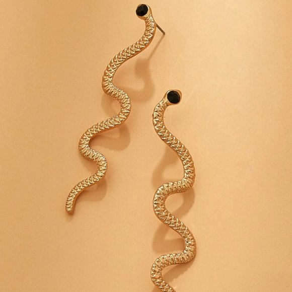 NEW Gold Color Snake Earrings 1 Pair - Picture 2 of 2